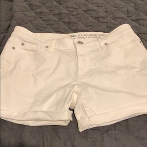 Gap sexy boyfriend short sz 4/26